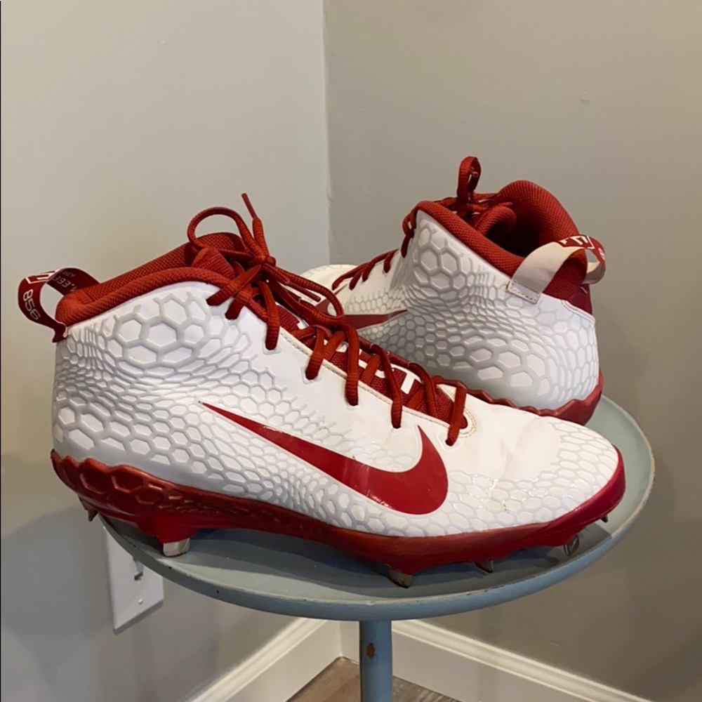 Men’s Nike Force metal cleats